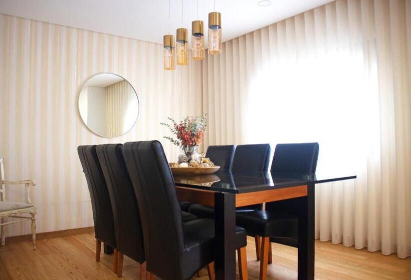 Helena S Family House