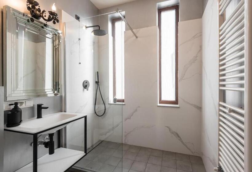 Highline Downtown Aparthotel Oldtown Unirii Square