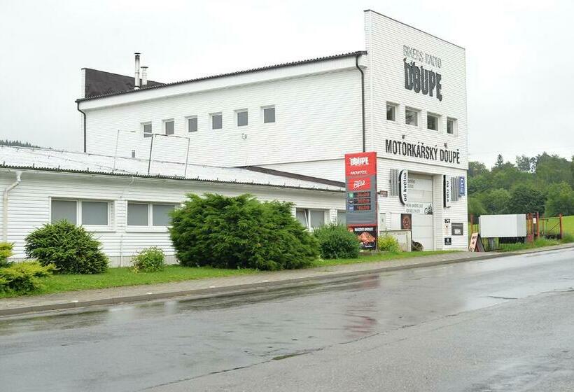 Hostel Doupä› Humpolec