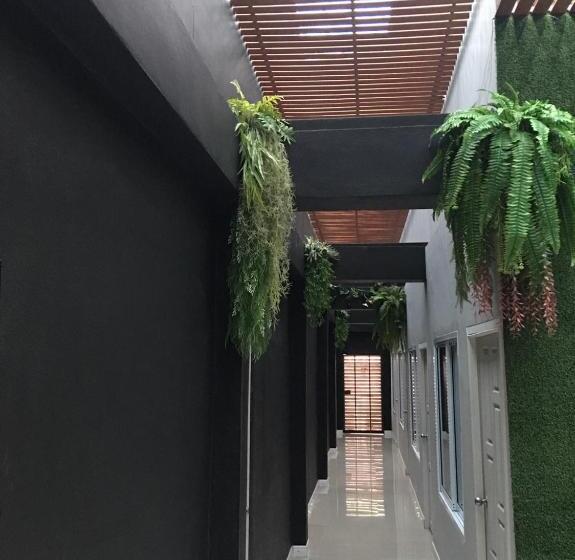 호텔 Ruankaew Boutique Resort Lampang