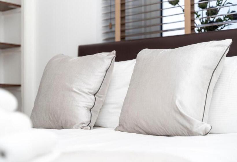 Howburn Residence Serviced Apartments 1,2& 3 Bedroom Apartments