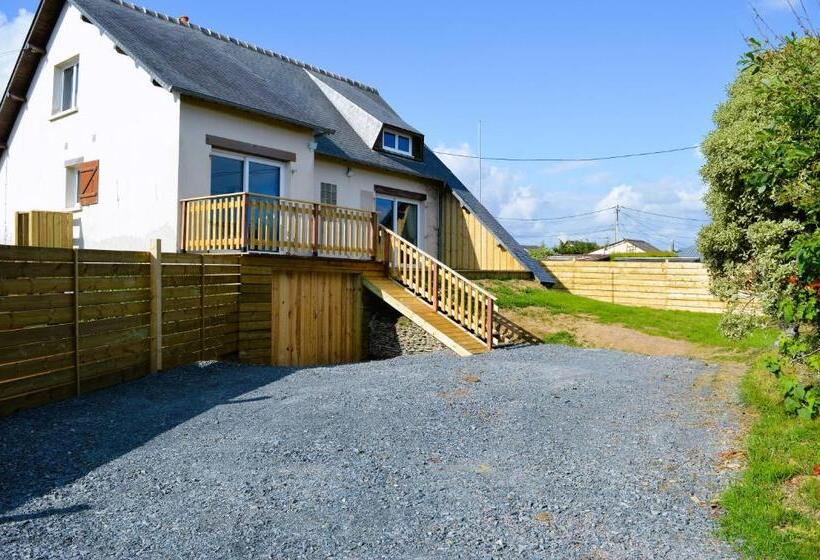 La Maison Penchée, Avec Jardin à 50m De La Plage