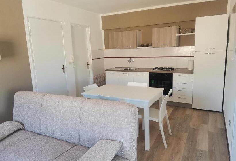 La Vie Est Belle Apartments Sicily