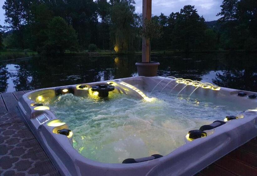 민박 Les étangs Du Thioux Guest House