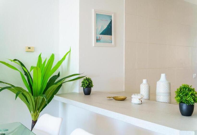 Lovely Apartment With Seaview