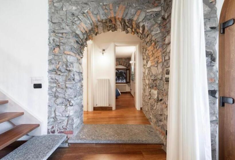 Luxury Lakefront Property