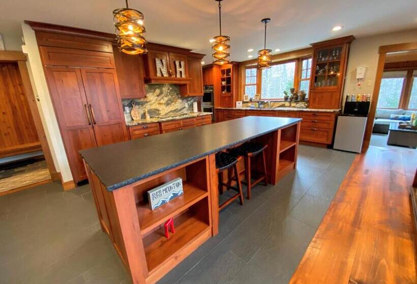 P4 New Ski In Ski Out Presidential View Luxury Home W Garage Ping Pong