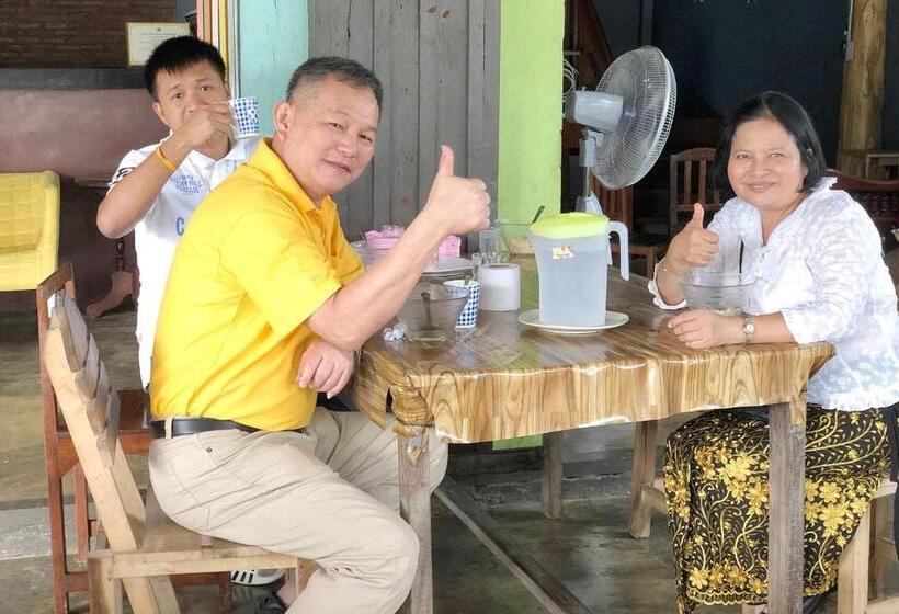 ペンション เชอโคว์ เชอโคว์ โฮมสเตย์