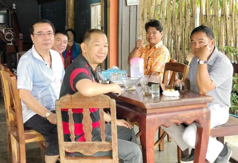 ペンション เชอโคว์ เชอโคว์ โฮมสเตย์