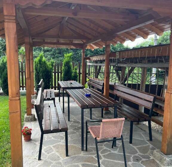 펜션 стаи за гости къща тончеви