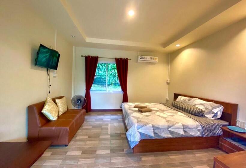 بنسيون นพรัตน์การ์เด้นฮิลล์