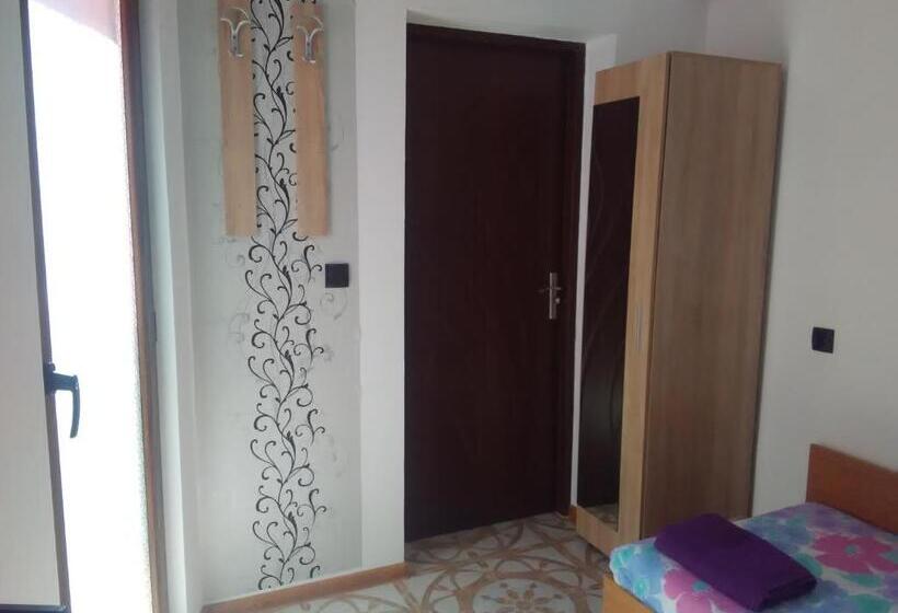 פנסיון стаи за гости калина и милан