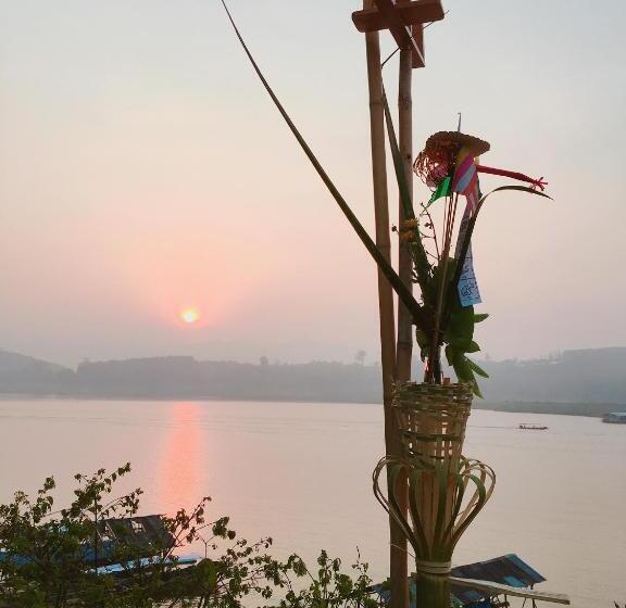 ペンション Baan Dongsak River View