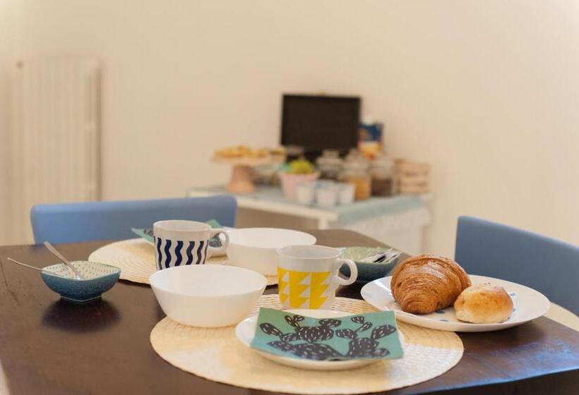 פנסיון Casa D Amare