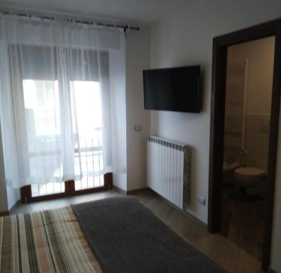 بنسيون Cristallo Di Neve B&b