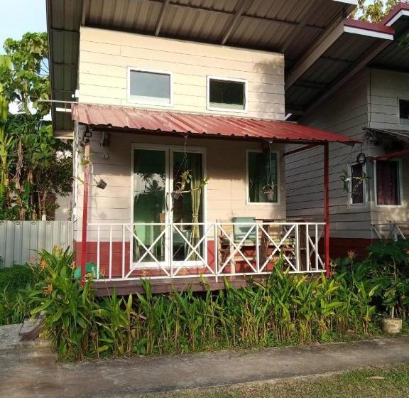 膳宿费 Lanta Dareen Garden Home