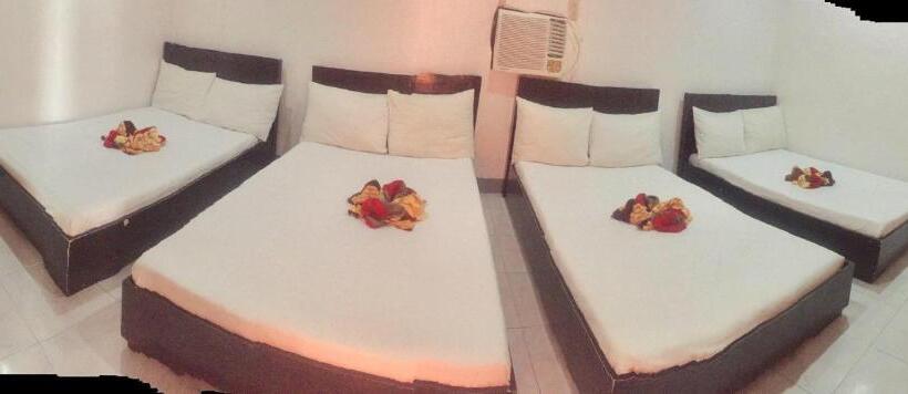 پانسیون Paguia’s Cottages