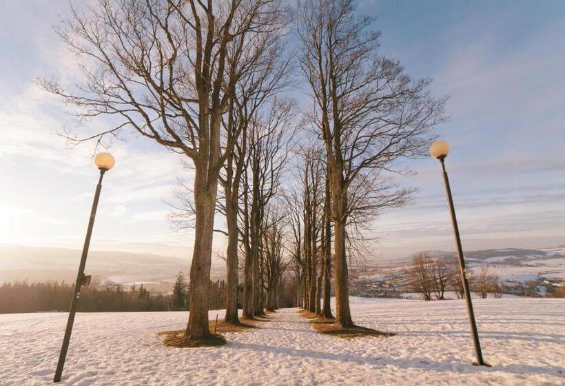 ペンション Penzion červená Voda  Penzion S Dotekem Dálek