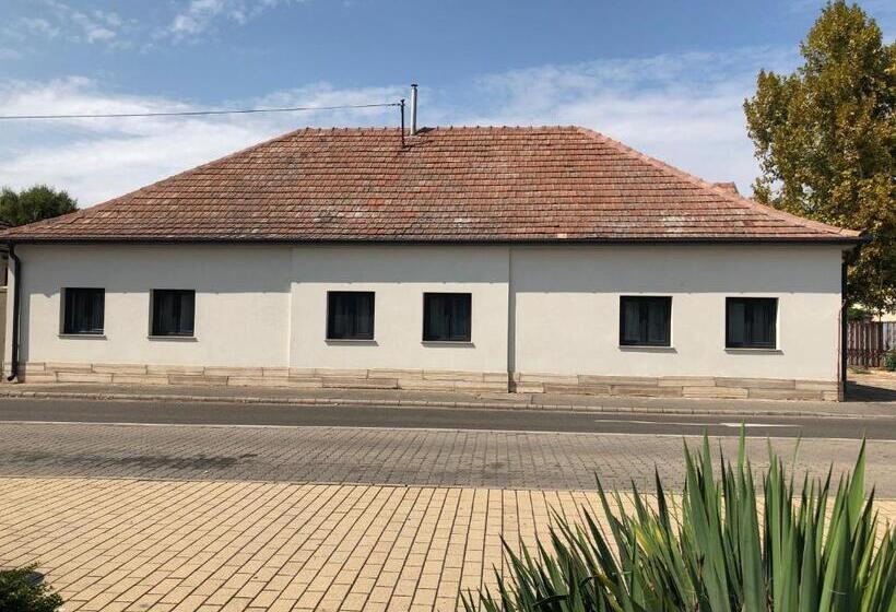 펜션 Petőfi Vendégház