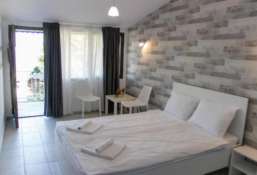 פנסיון Simada Blue Guest House