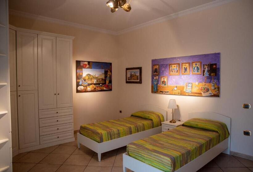 פנסיון Solimena House