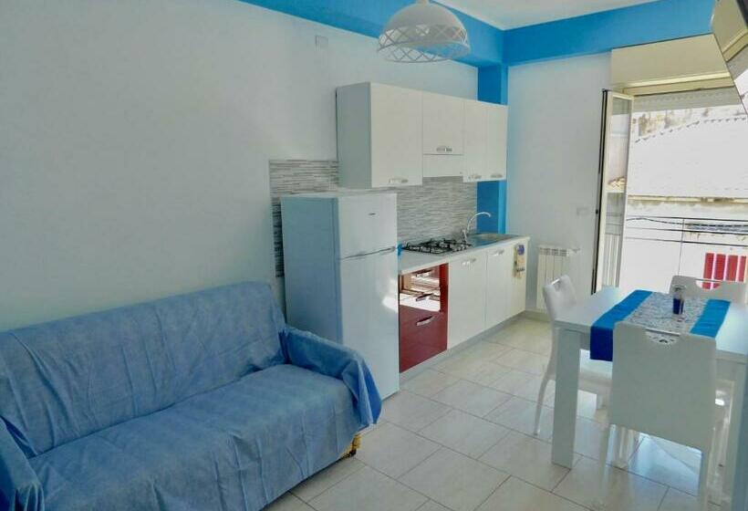 ペンション Vanilla Apartments