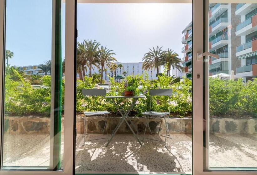 Quality And Peaceful Stay In Playa Del Inglés