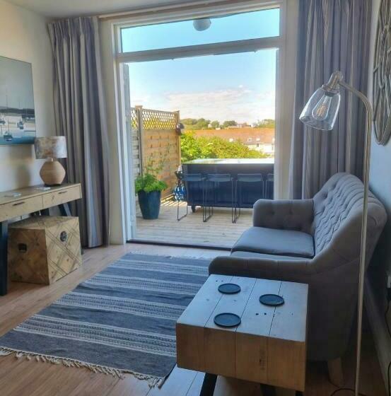 אתר נופש West Bay Cottages Yarmouth Isle Of Wight