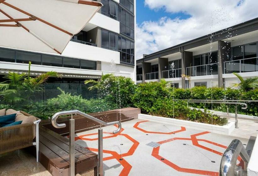 Ruby Gold Coast By Serain