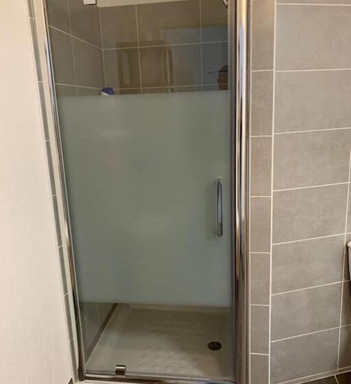 Superbe Appartement Neuf T3 De 71m2 En Résidence A Marseille