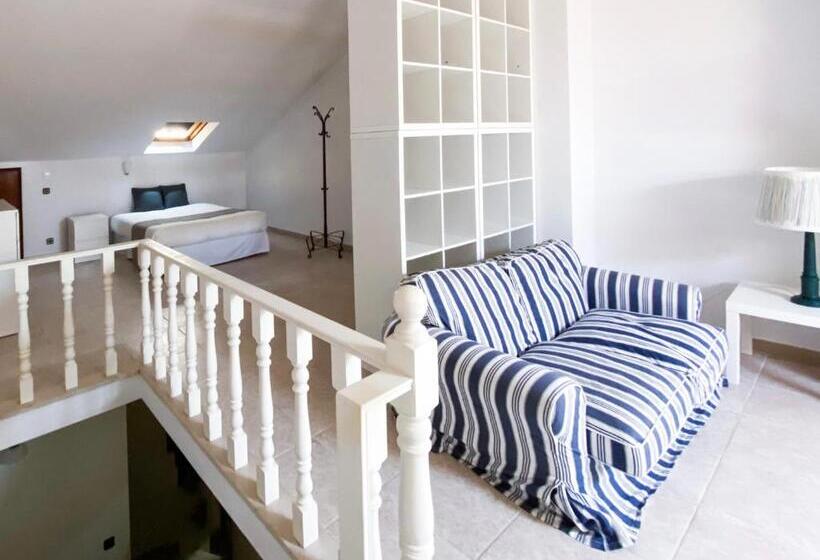 Supertubos Beach Villa