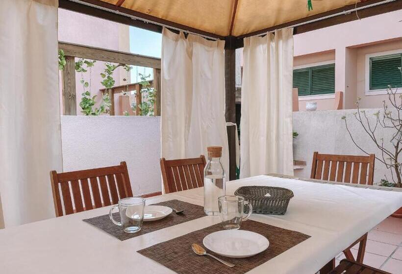 Supertubos Beach Villa