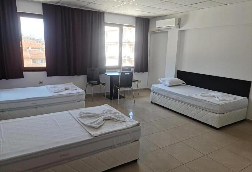 ユースホステル стаи за гости хан крум