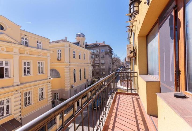 ユースホステル стаи за гости хан крум