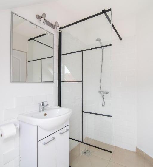 הוסטל Transylvania Guest House