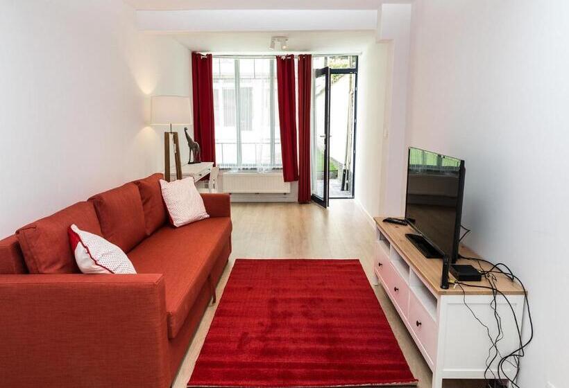 Apartment In Brussels, Degroux By Homenhancement Sa
