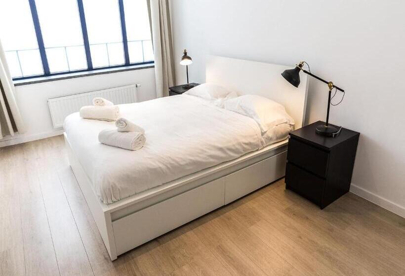 Apartment In Brussels, Degroux By Homenhancement Sa