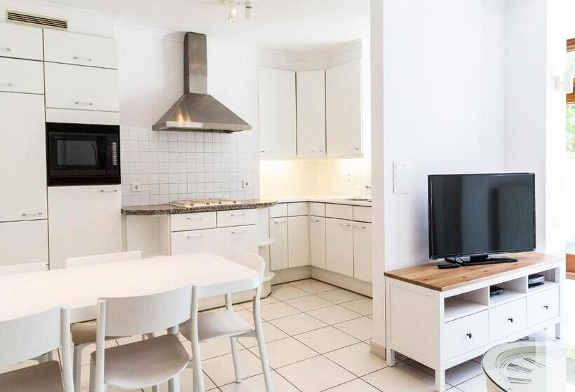 Apartment In Brussels, Degroux By Homenhancement Sa