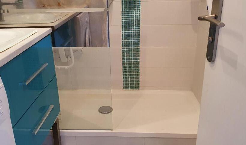 Beau T2 Proche Plage Et Commerces, Logia