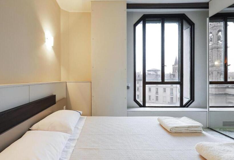 تختخواب و صبحانه Duomo Luxury Apartment