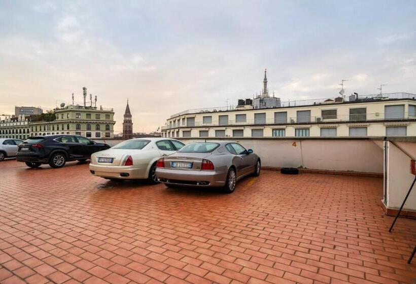 تختخواب و صبحانه Duomo Luxury Apartment