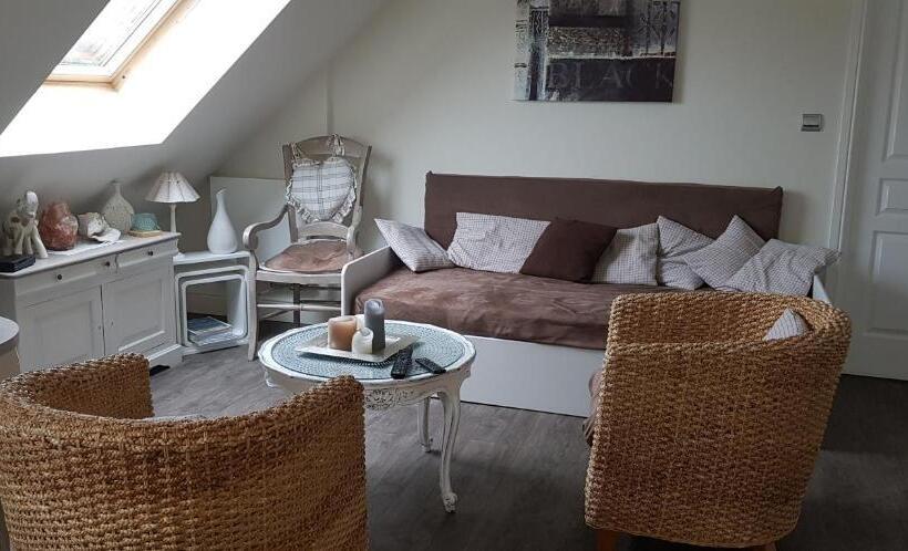 住宿加早餐 L Imprévu