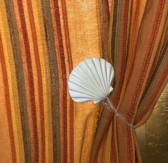 ベッドアンドブレックファースト La Marina