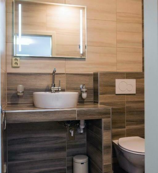 مبيت وإفطار Ubytování Stračena