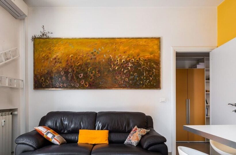 Bergonzoni Modern Apartment By Wonderful Italy