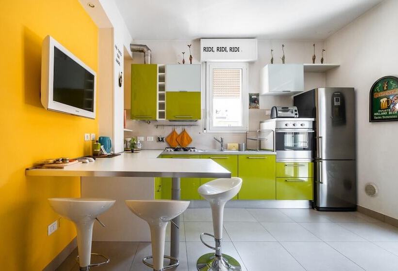 Bergonzoni Modern Apartment By Wonderful Italy