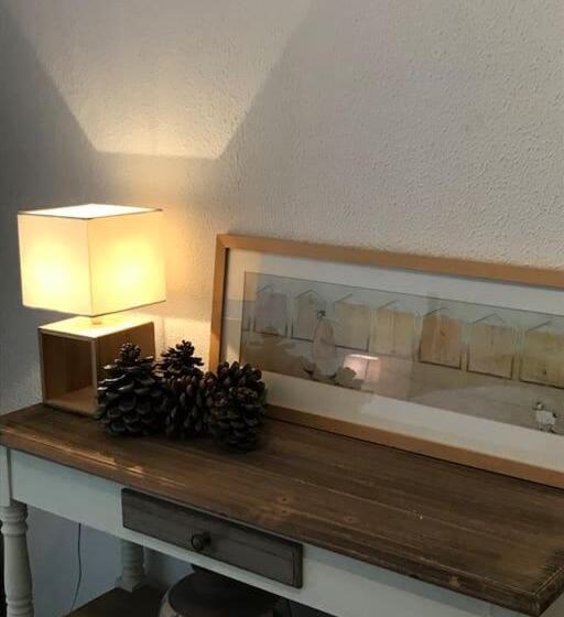 Casa Empuria  Aan Kanaal Met Zwembad En Aanlegsteiger