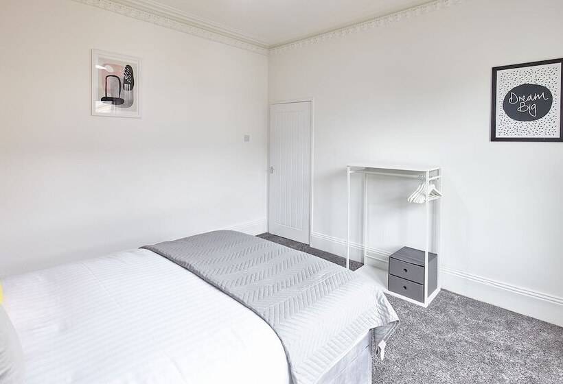 Host Stay 58 Dilston Road