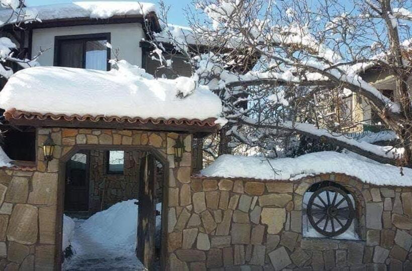 Hotel семеен хотел национал