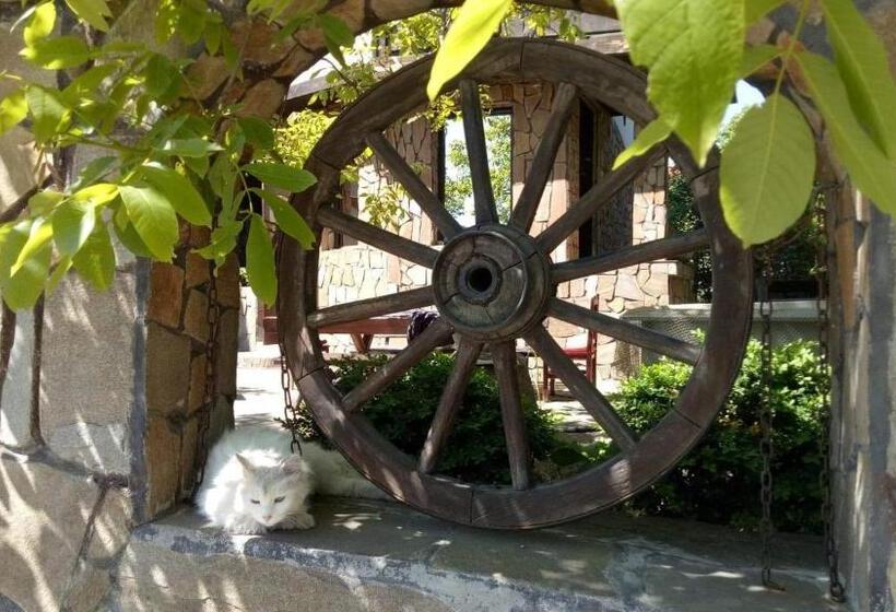 Hotel семеен хотел национал